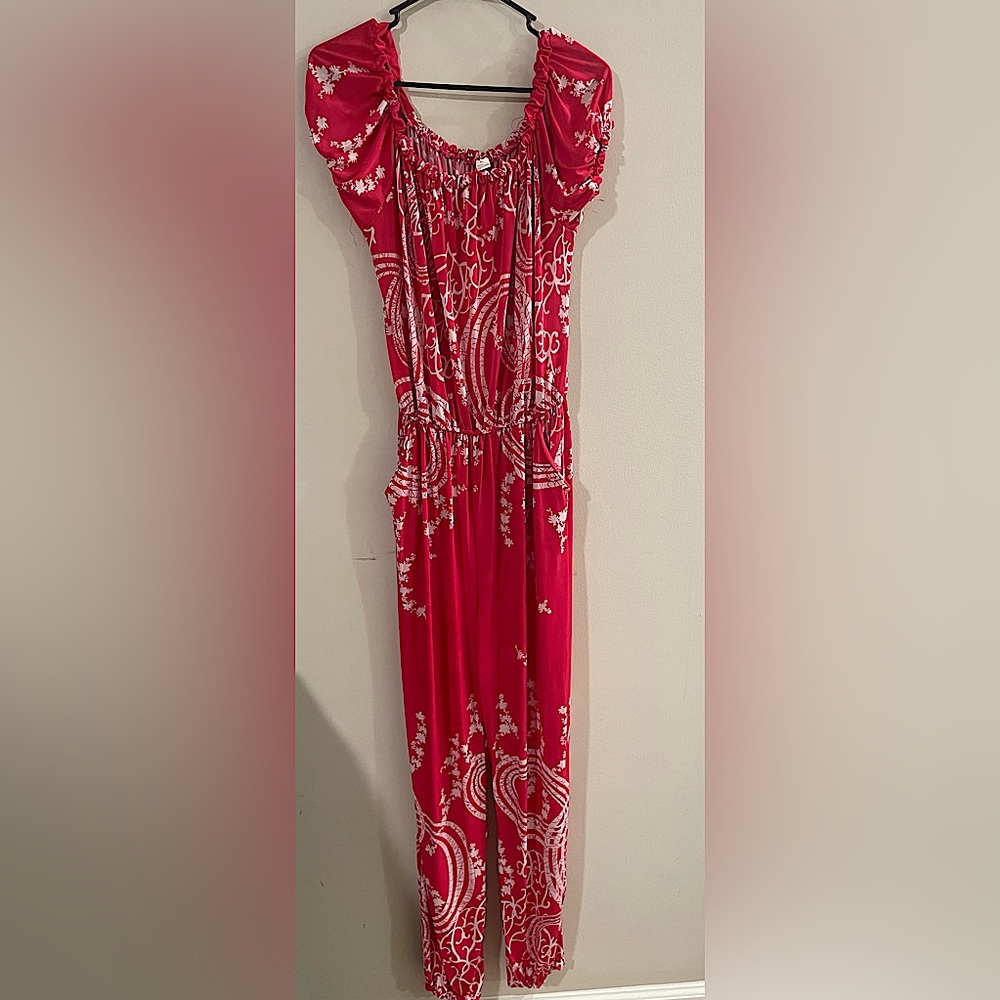 Size extra large dark, fuchsia, pink romper